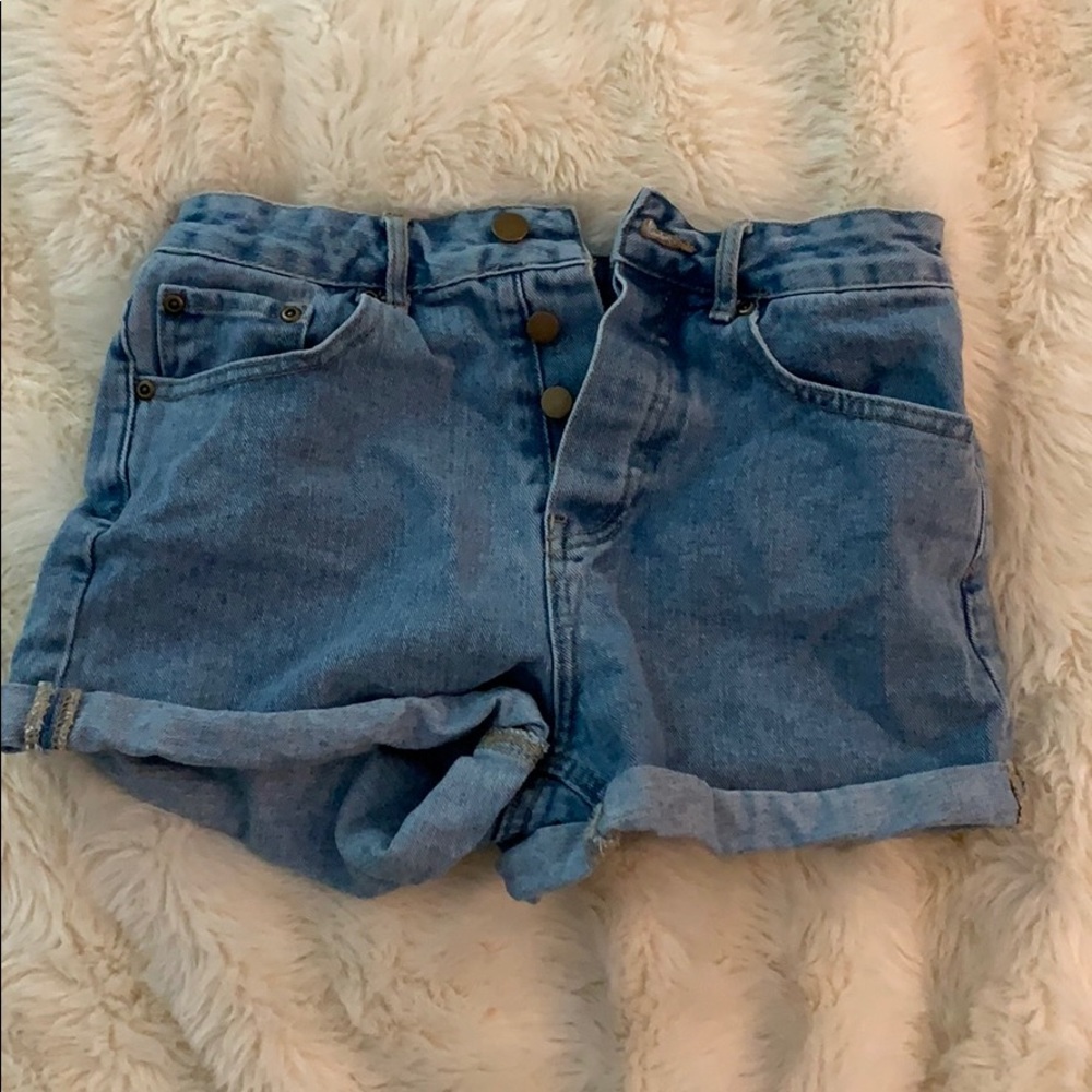 Light wash Jean Shorts